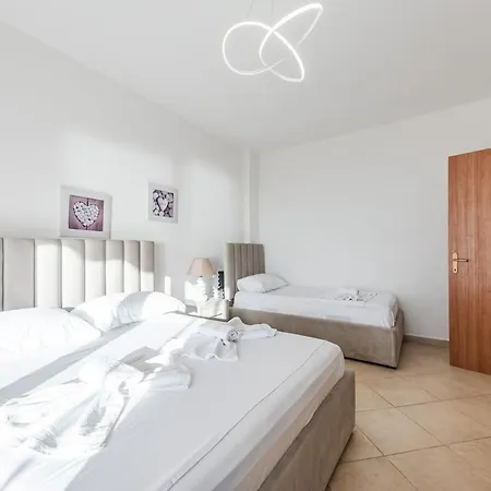 Apartment The Seaview Sanctuary By Ps Golem (Tirana)