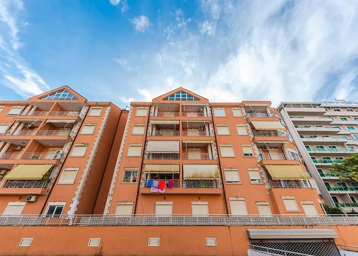 Apartament The Seaview Sanctuary By Ps Golem (Tirana)