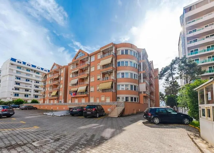 Apartament The Seaview Sanctuary By Ps Golem (Tirana)